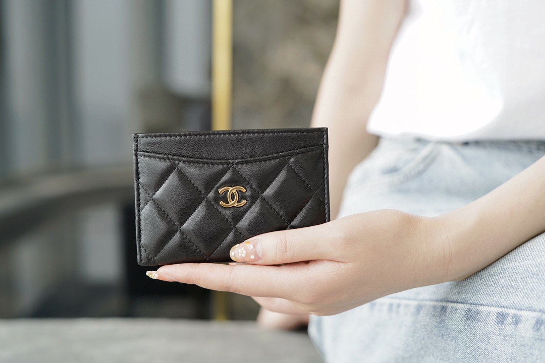 Chanel classic card holder black sheep gold using imported channels custom lambskin