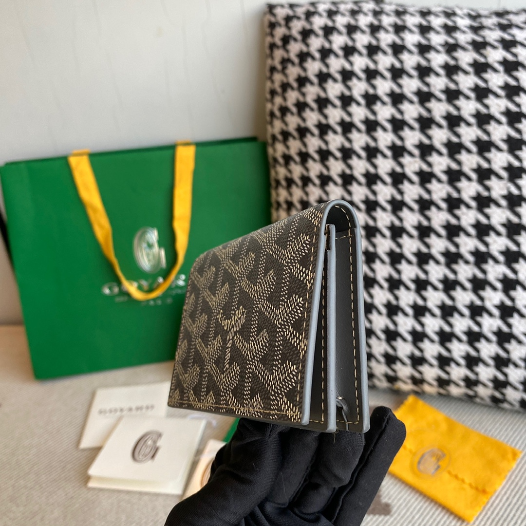 Grey goyard Malesherbes Card Wallet ideal for business as it was designed to hold business cards in