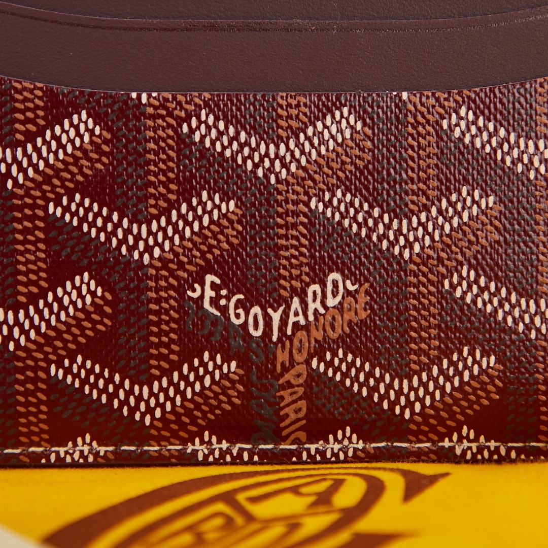 Burgundy goyard Saint-Sulpice Card Wallet compact for organising cards and papers or folded notes