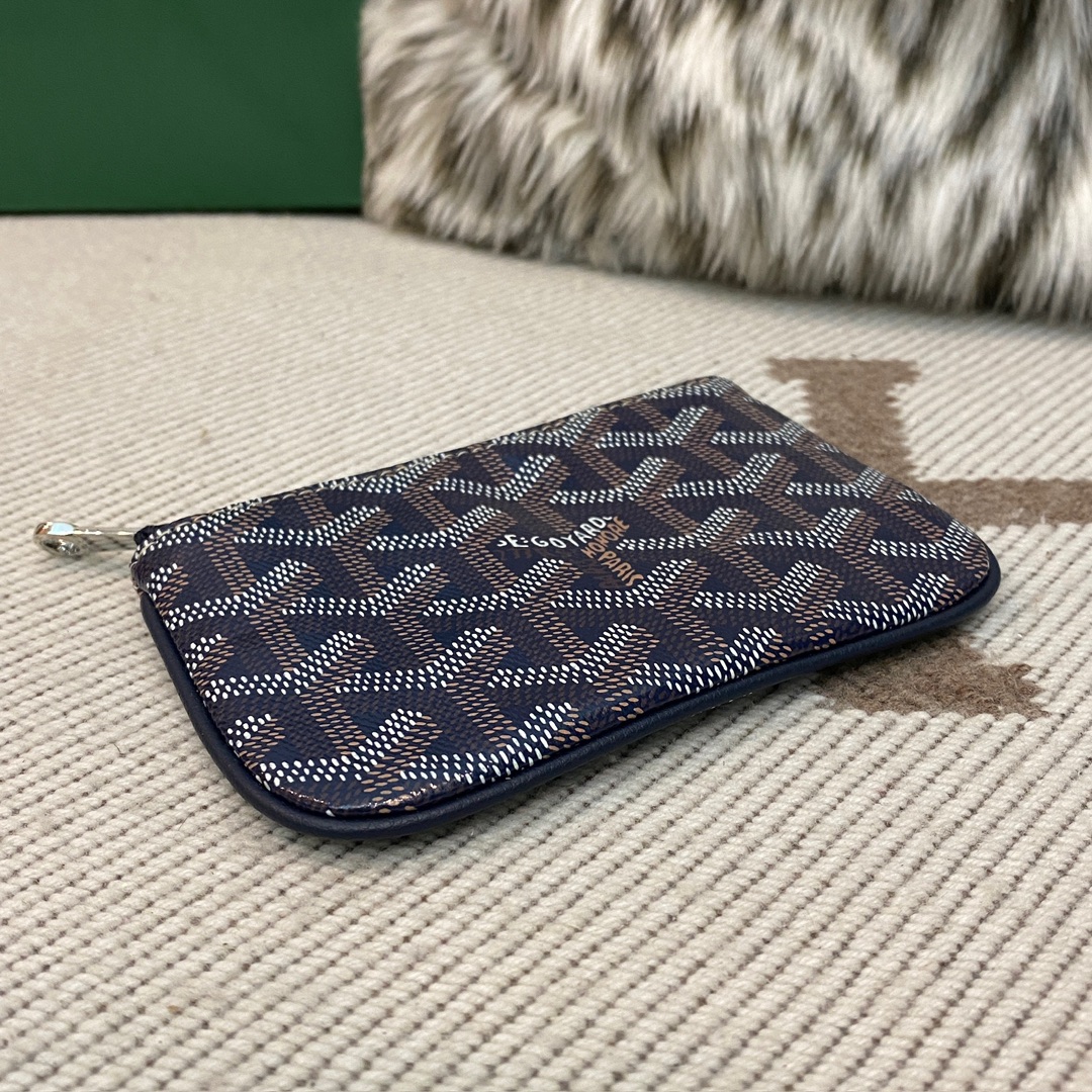 Navy Goyard Senat Nano Key Pouch inner D-ring and zip closing system