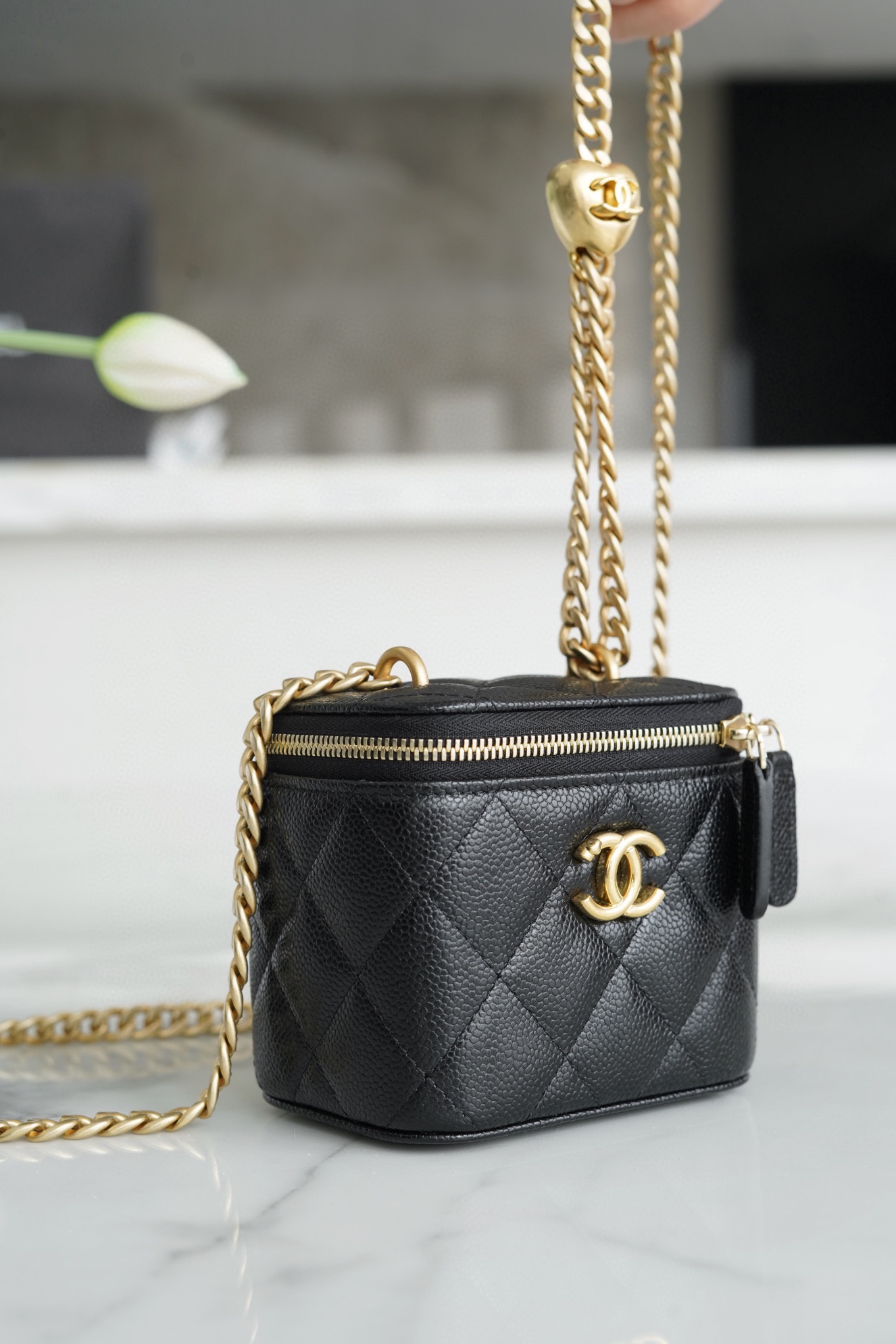 Chanel 23P spring and summer new love heart adjustable buckle small box