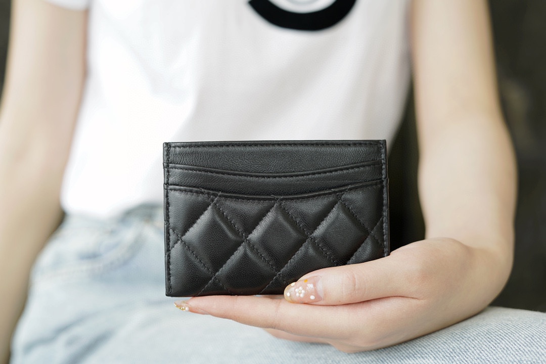 Chanel classic card holder black sheep gold using imported channels custom lambskin