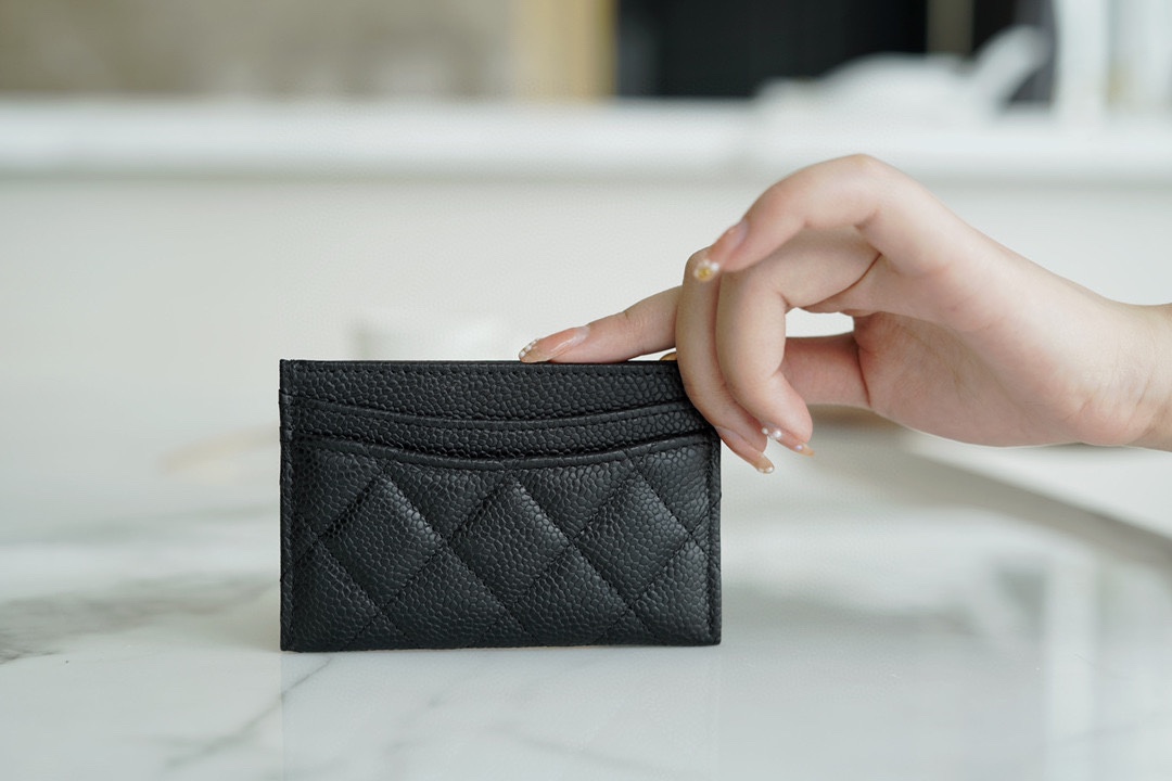 Chanel classic card holder black cow silver using caviar particles embossed calfskin