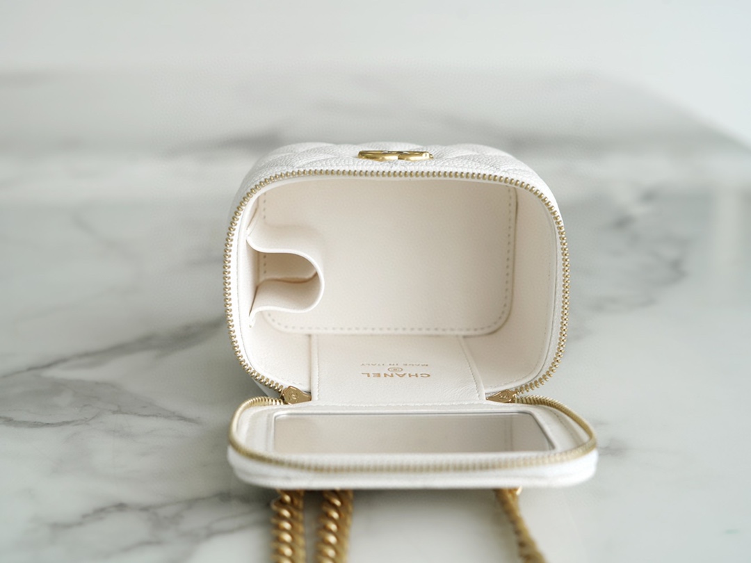 Chanel 23P Spring/Summer new love adjustable buckle small box Unsurprisingly