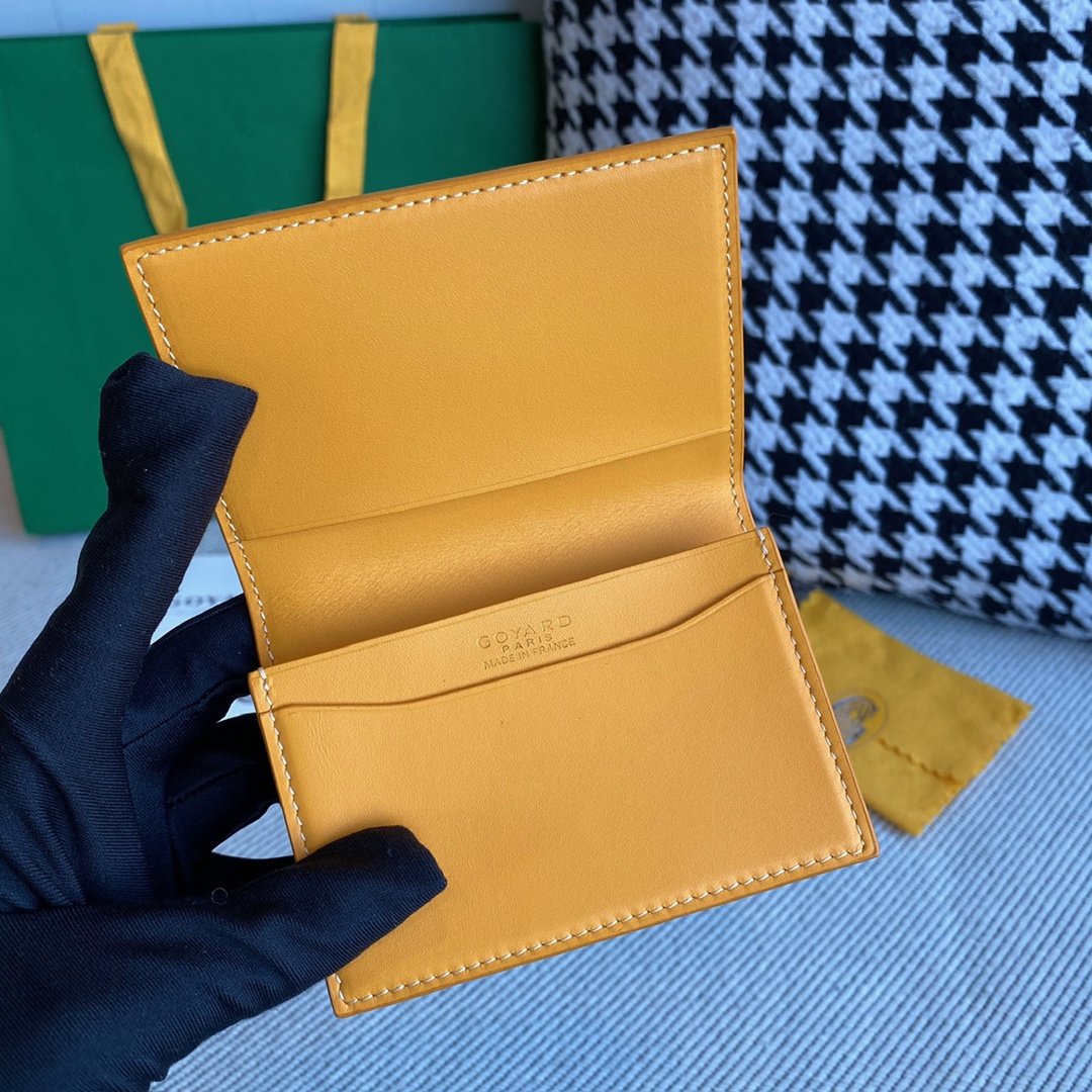 Yellow goyard Malesherbes Card Wallet ideal for business as it was designed to hold business cards
