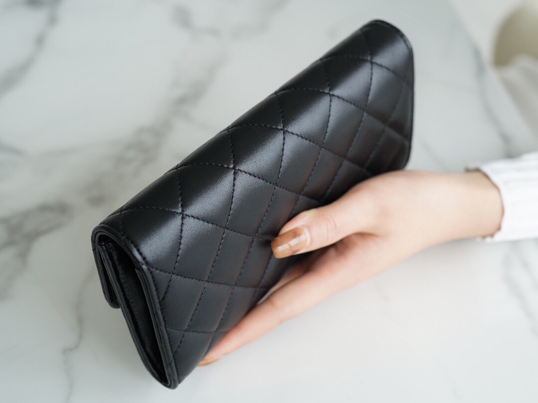 Chanel classic bifold long clip black sheep gold Imported channel custom lambskin