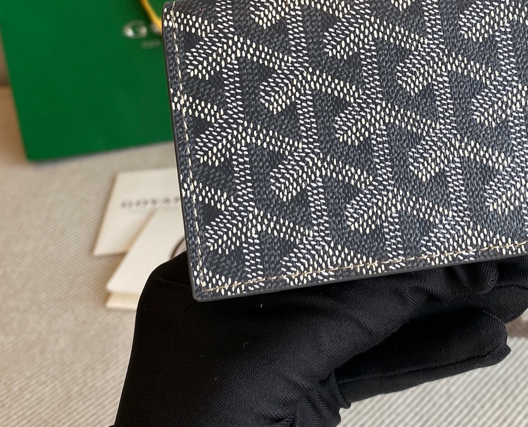 Grey goyard Malesherbes Card Wallet ideal for business as it was designed to hold business cards in