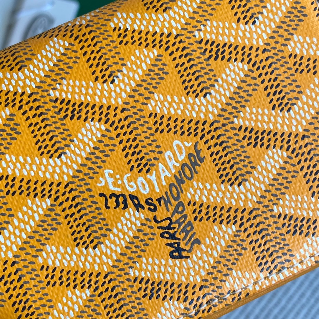 Yellow goyard Malesherbes Card Wallet ideal for business as it was designed to hold business cards