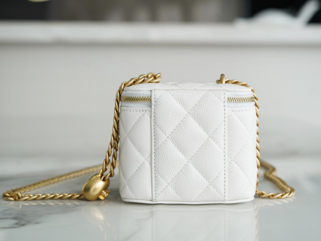 Chanel 23P Spring/Summer new love adjustable buckle small box Unsurprisingly