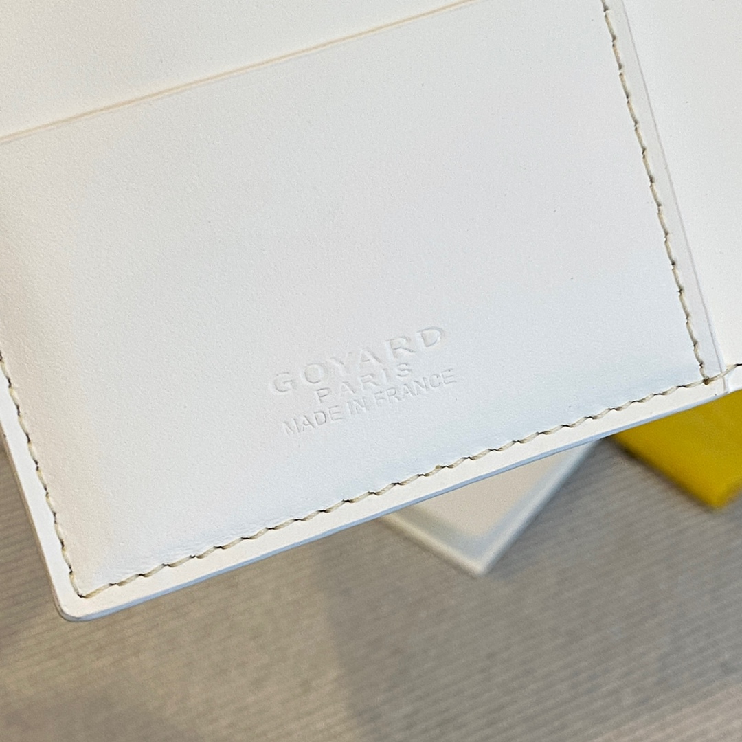 White goyard Grenelle Passport Cover is ideal for travelling