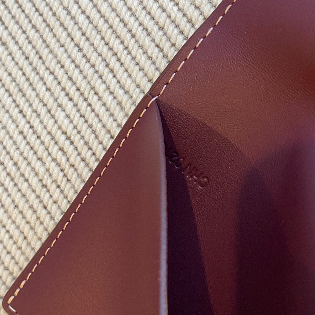 Burgundy goyard Grenelle Passport Cover is ideal for travelling