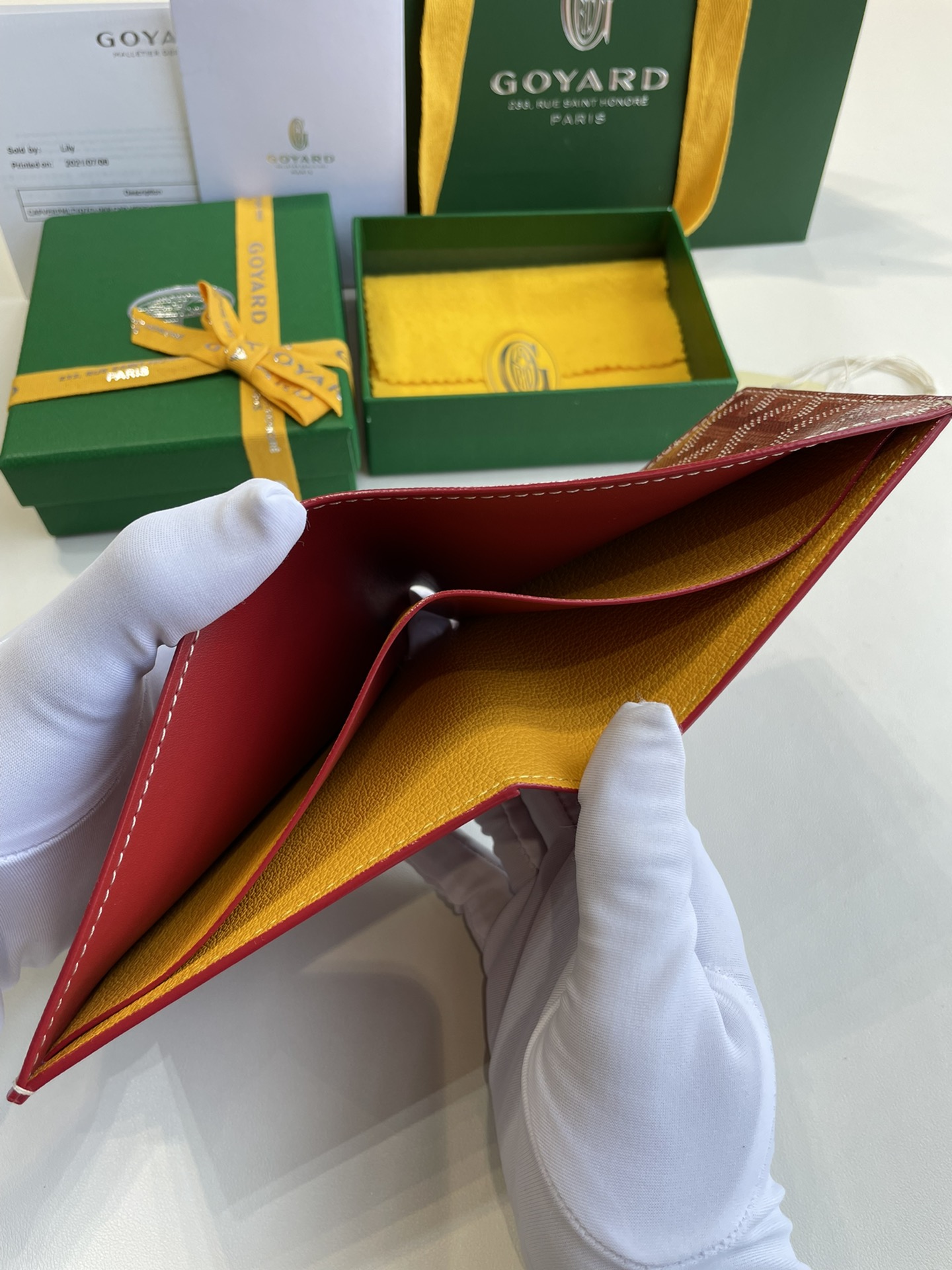 Red Goyard Victoire Wallet organising cards, papers and notes ,can be used in a bag