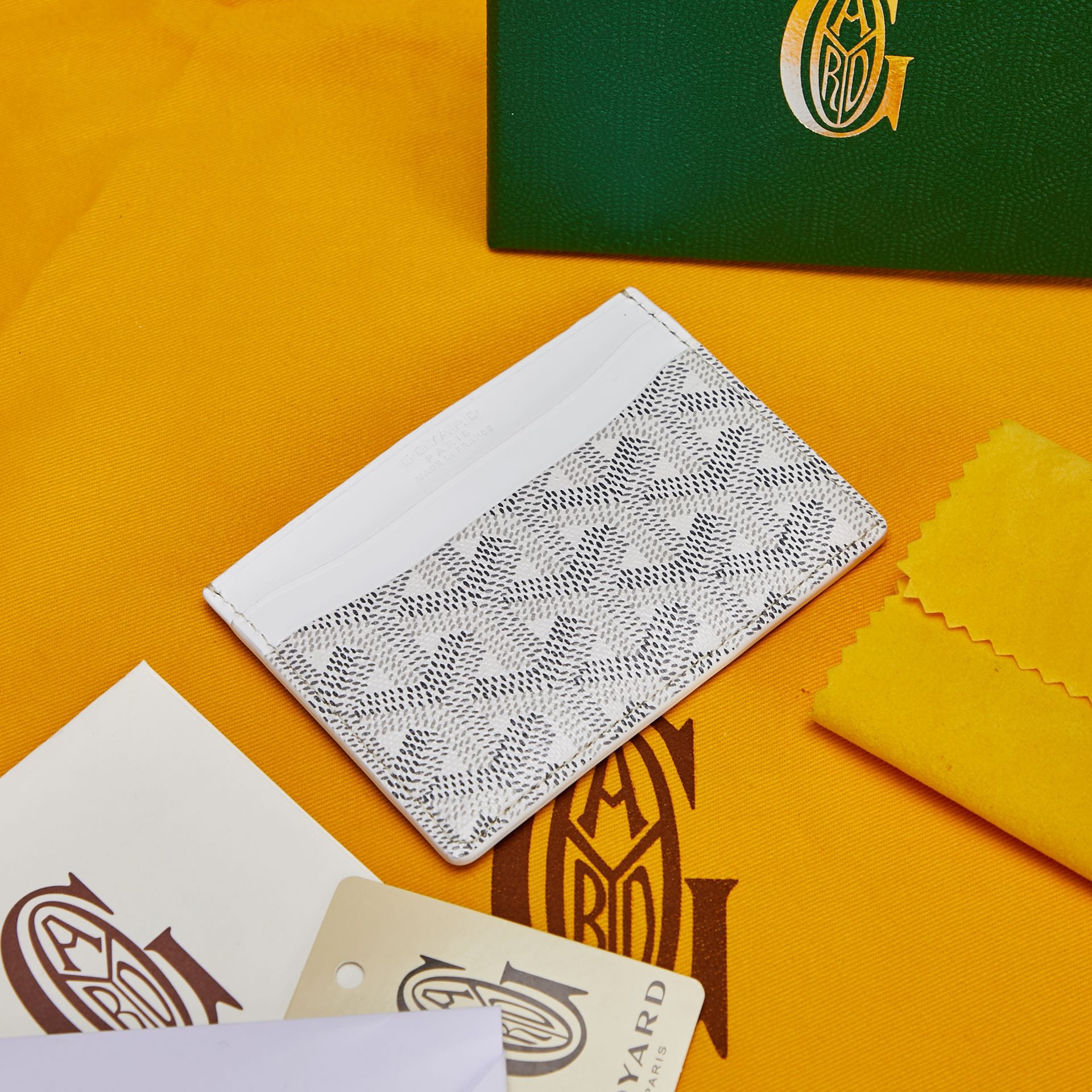 White goyard Saint-Sulpice Card Wallet compact for organising cards and papers or folded notes