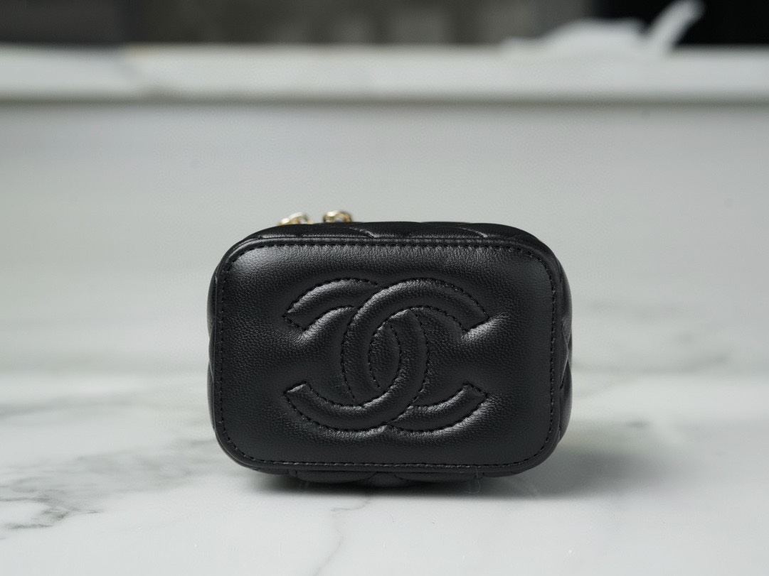 Chanel 23s spring and summer new camellia adjustable buckle small box Unsurprisingly