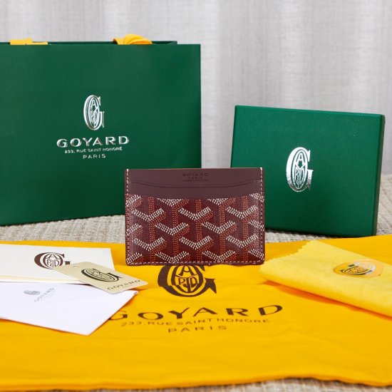 Burgundy goyard Saint-Sulpice Card Wallet compact for organising cards and papers or folded notes