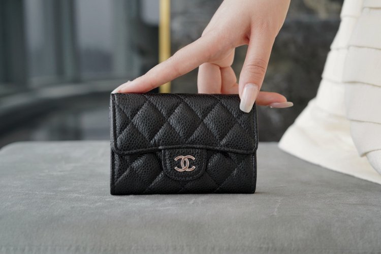 Chanel ClasicFlap classic card holder (upgraded version) black and silver