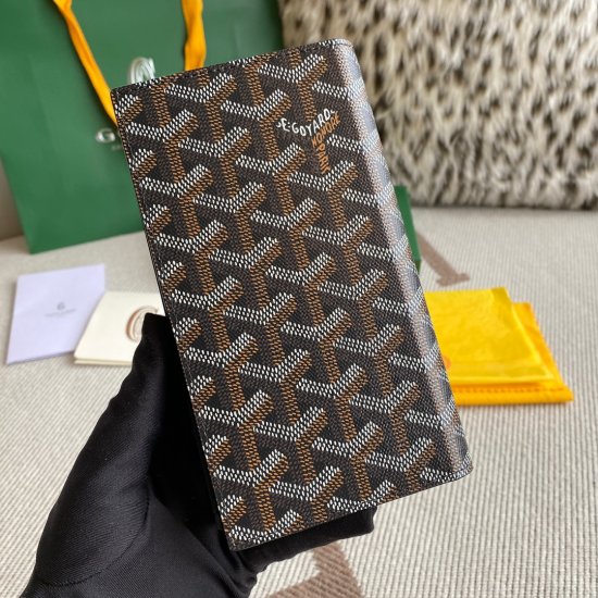 Black Goyard Saint-Lambert Wallet is a universal phone case with all the everyday essentials in one