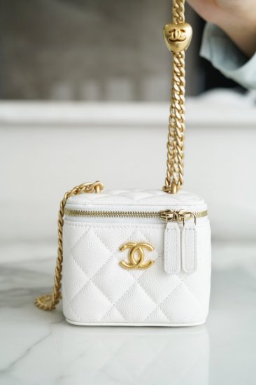 Chanel 23P Spring/Summer new love adjustable buckle small box Unsurprisingly