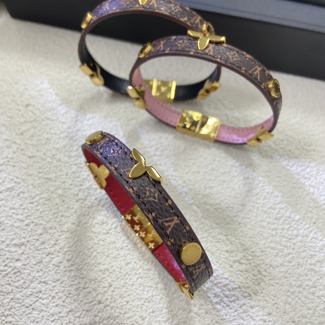 Leather Star Bracelet