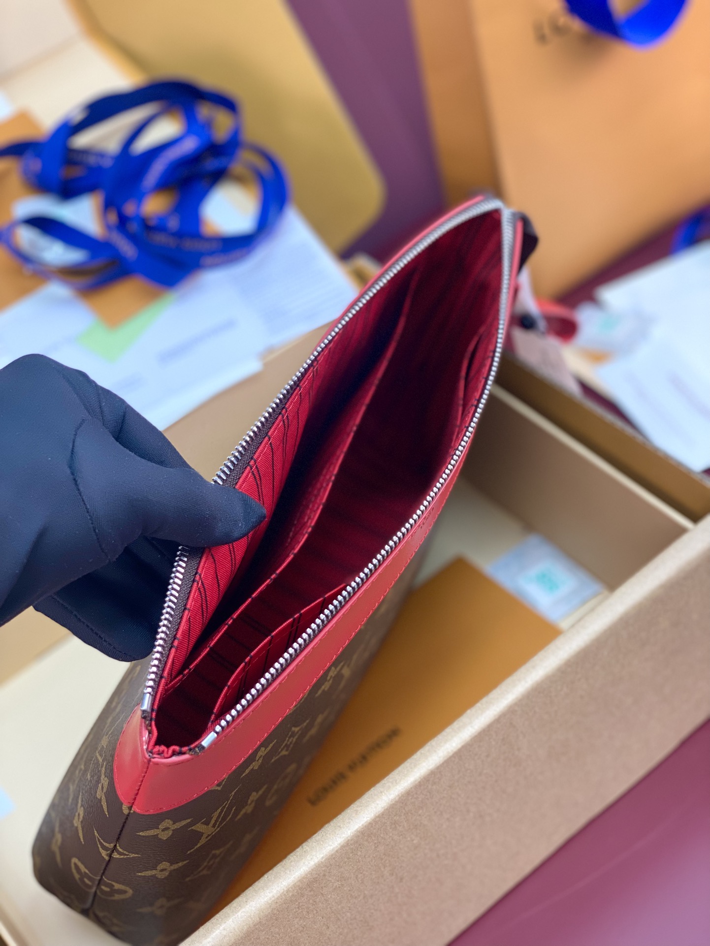Pochette Voyage Souple Clutch Red