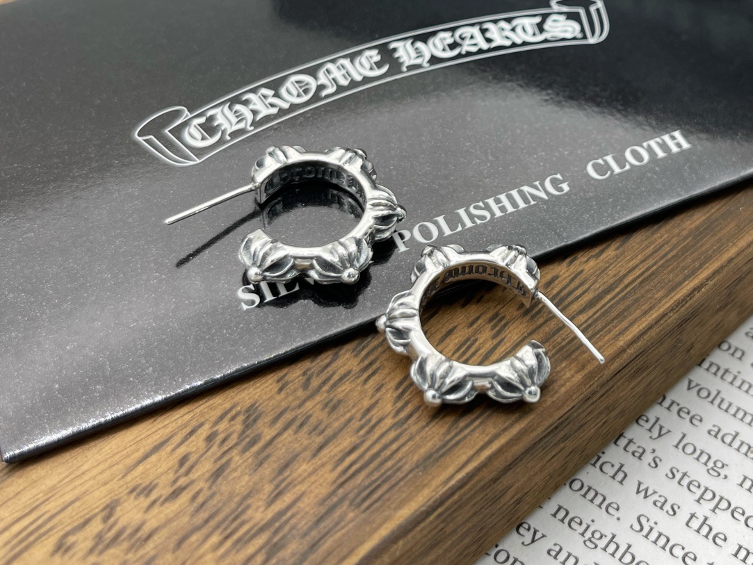 Cross Round Earrings