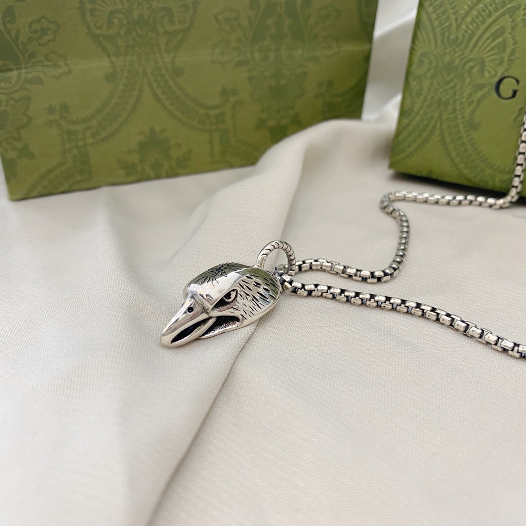 Eagle Head Pendant Necklace