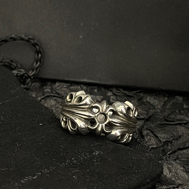Iris Ring