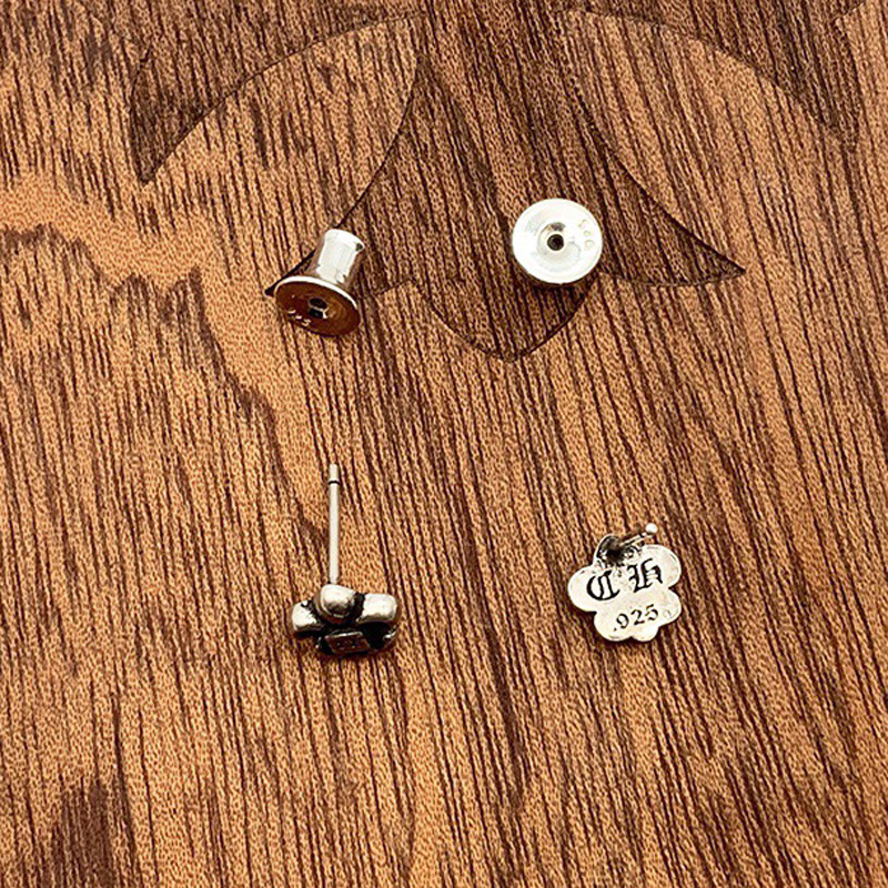 Scout Flower Stud Earrings