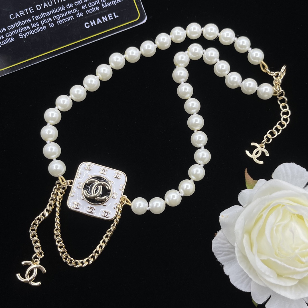 Necklace 21