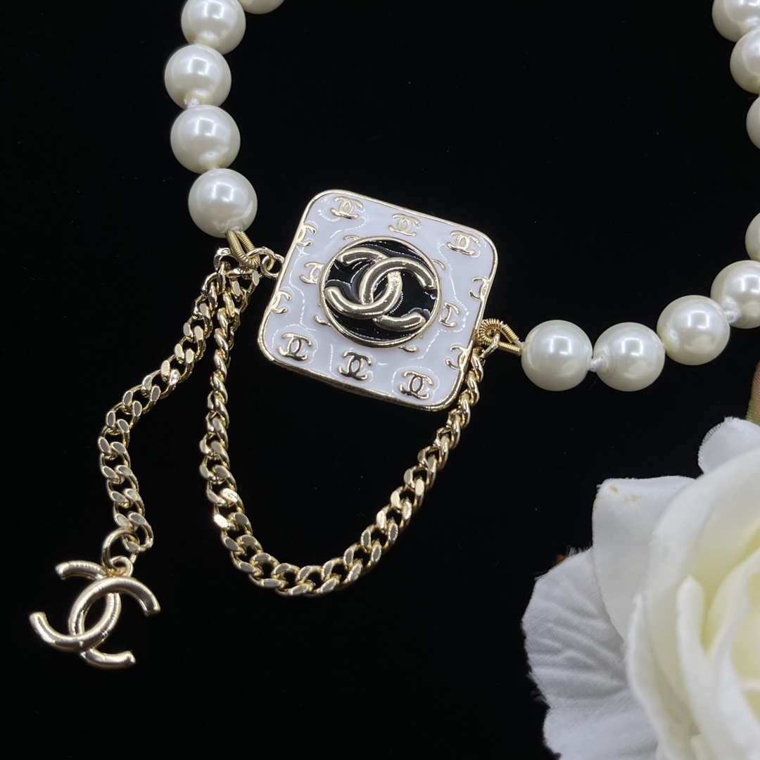 Necklace 21