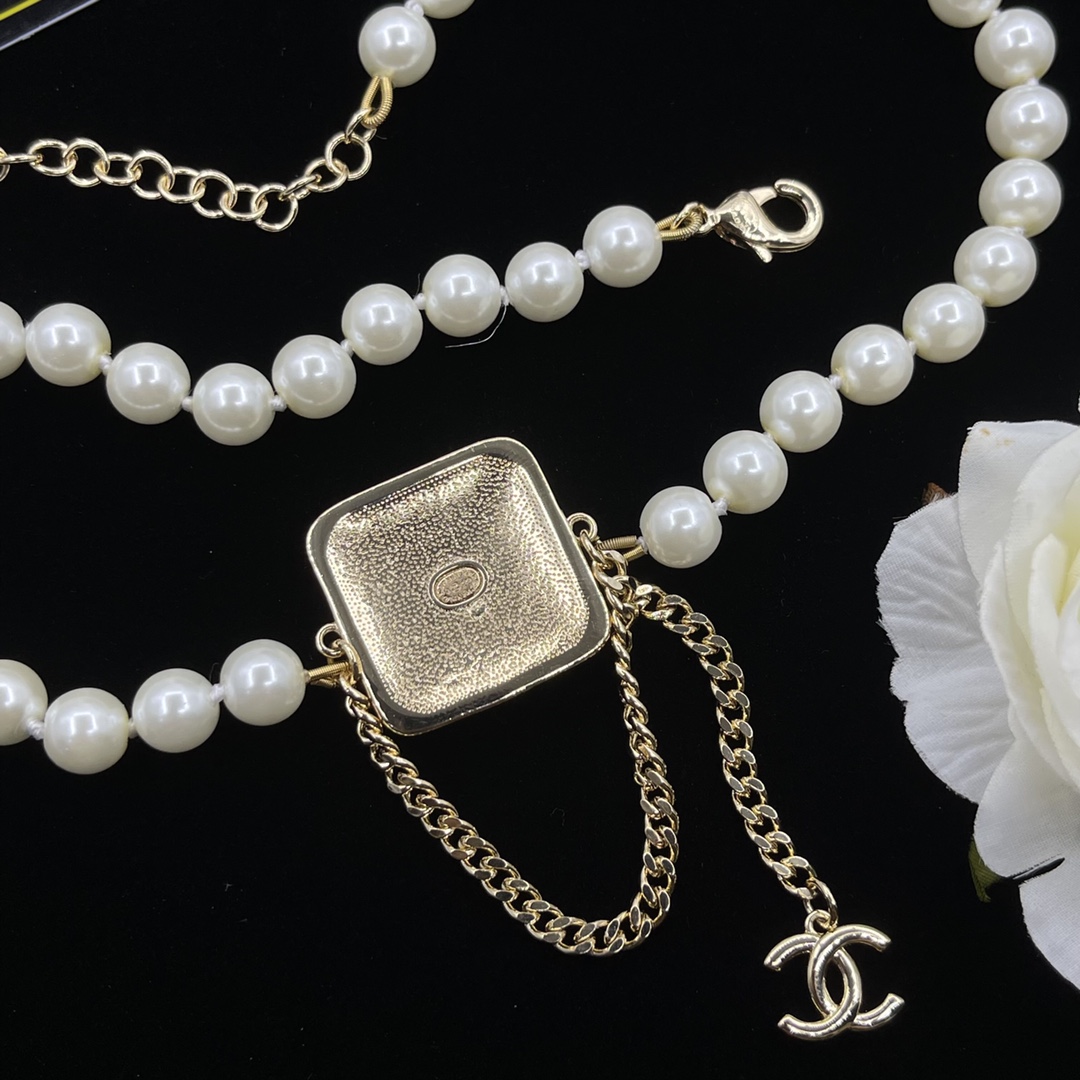 Necklace 21