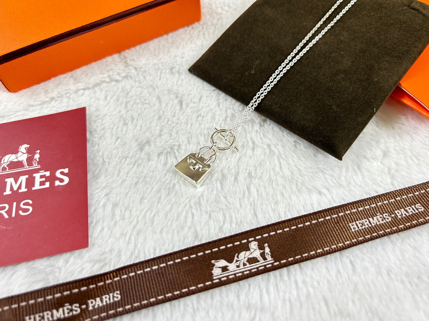 OT Kelly Pendant Necklace