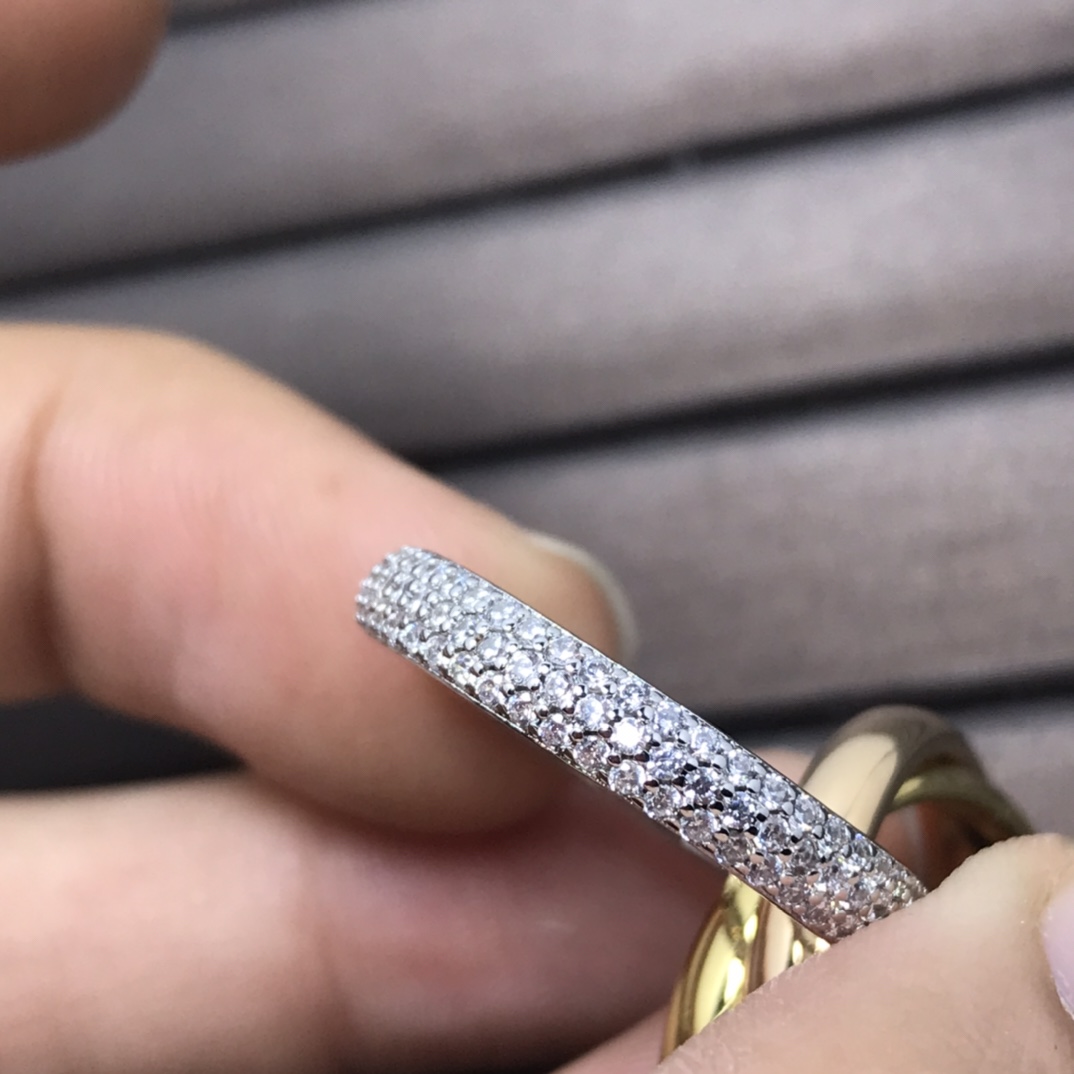 Trinity Rings with Diamonds