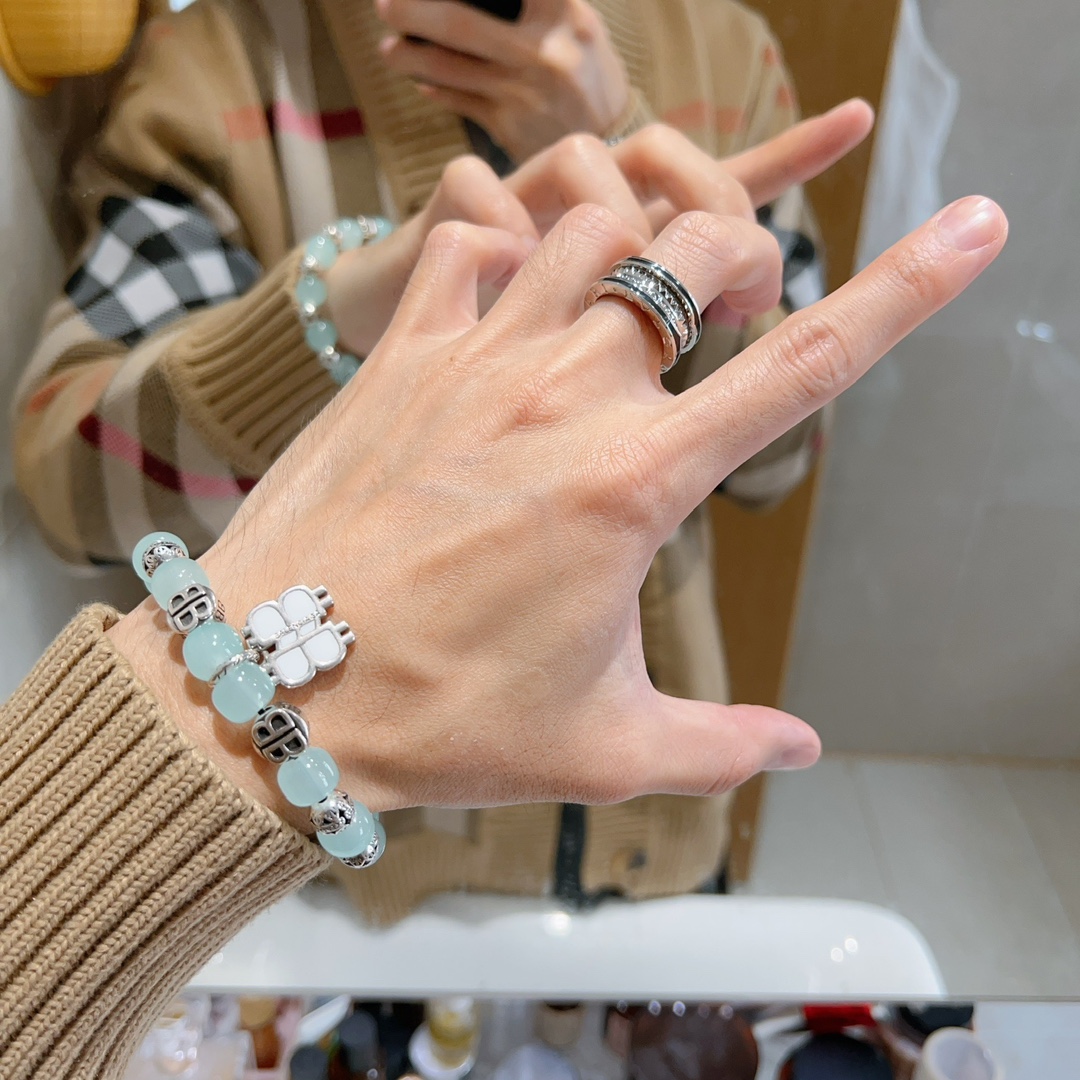 Round Rhombus Ring