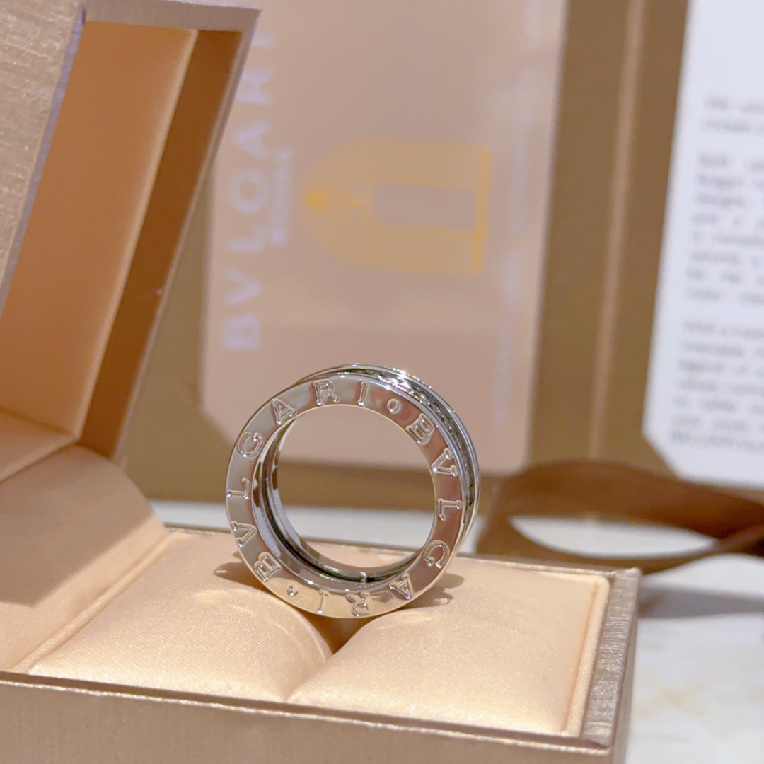 Round Rhombus Ring