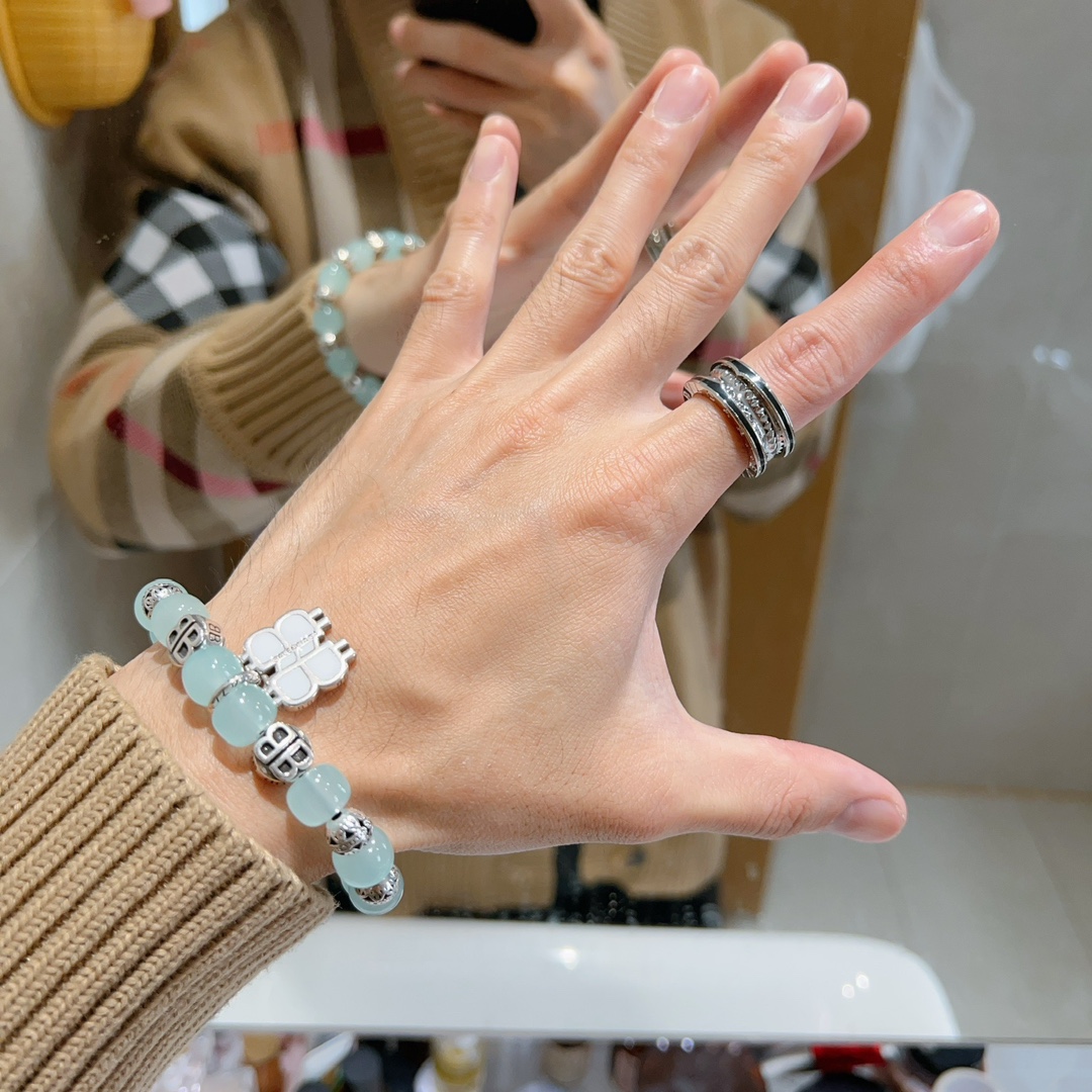 Round Rhombus Ring