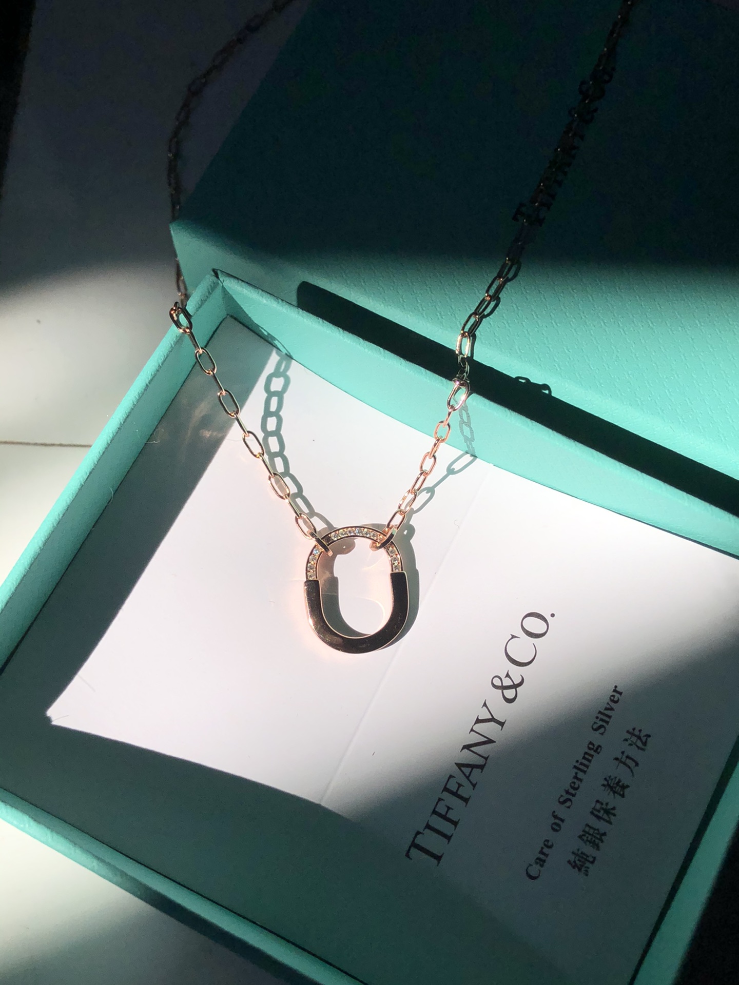 Lock Nceklace with Diamonds