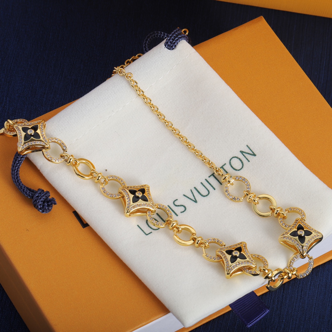 Lv Beads Flowers Necklace
