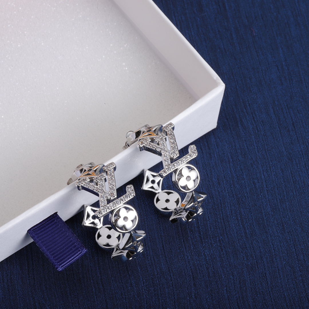 LV Word Flower Earrings with Diamonds