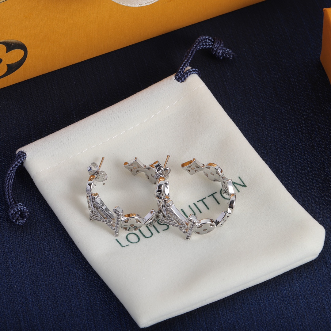 LV Word Flower Earrings with Diamonds