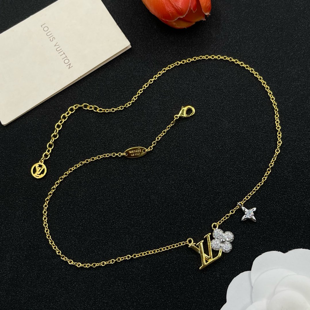 LV Flower Jewelry Set