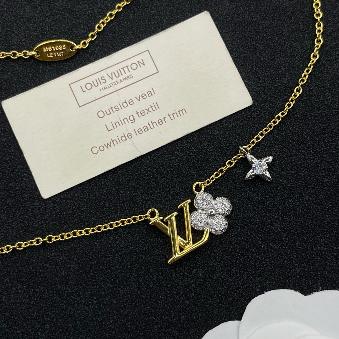 LV Flower Jewelry Set
