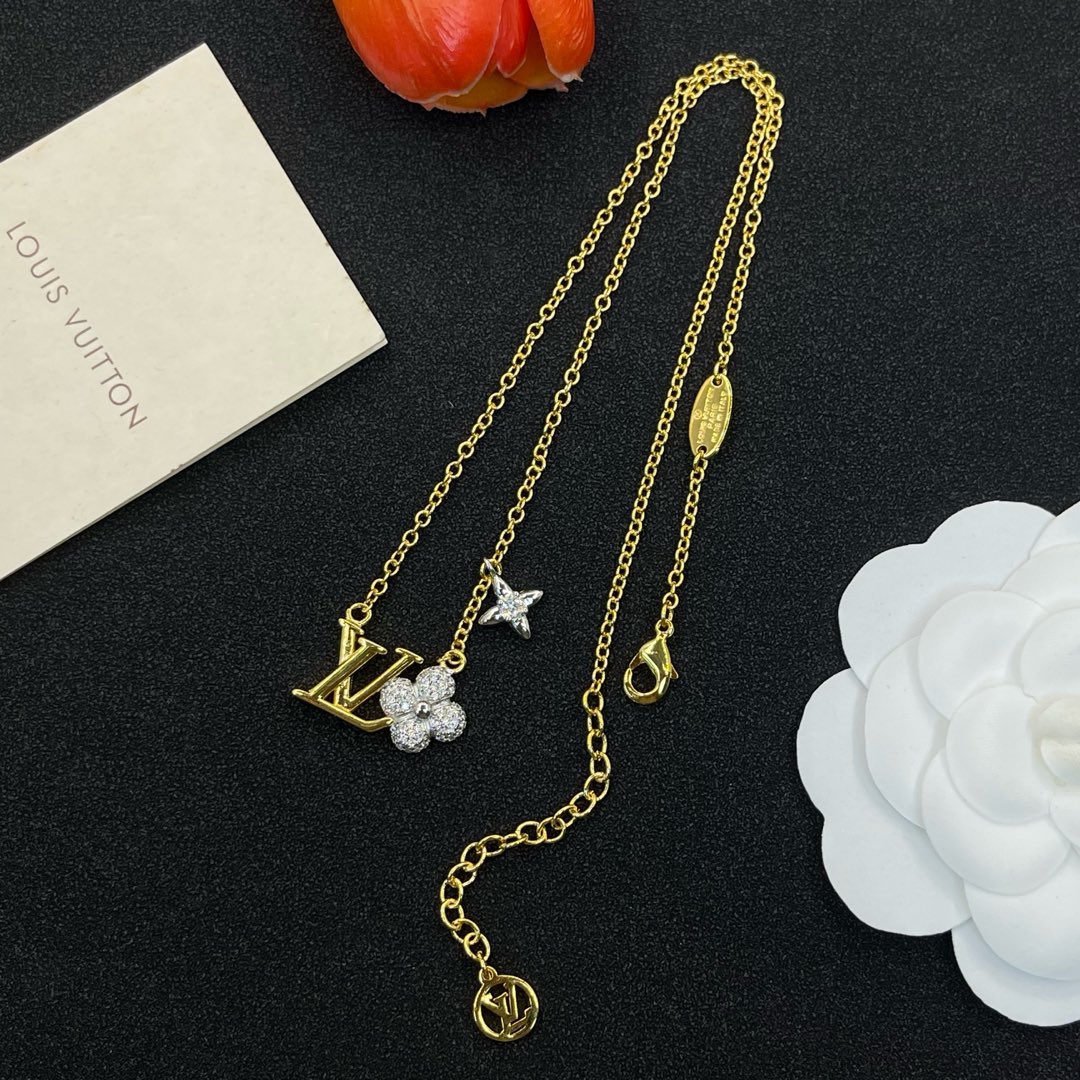LV Flower Jewelry Set