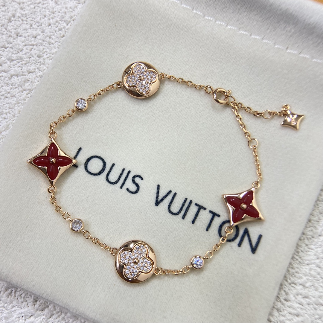 Diamond-inlaid Rochicle Four Flower Bracelet