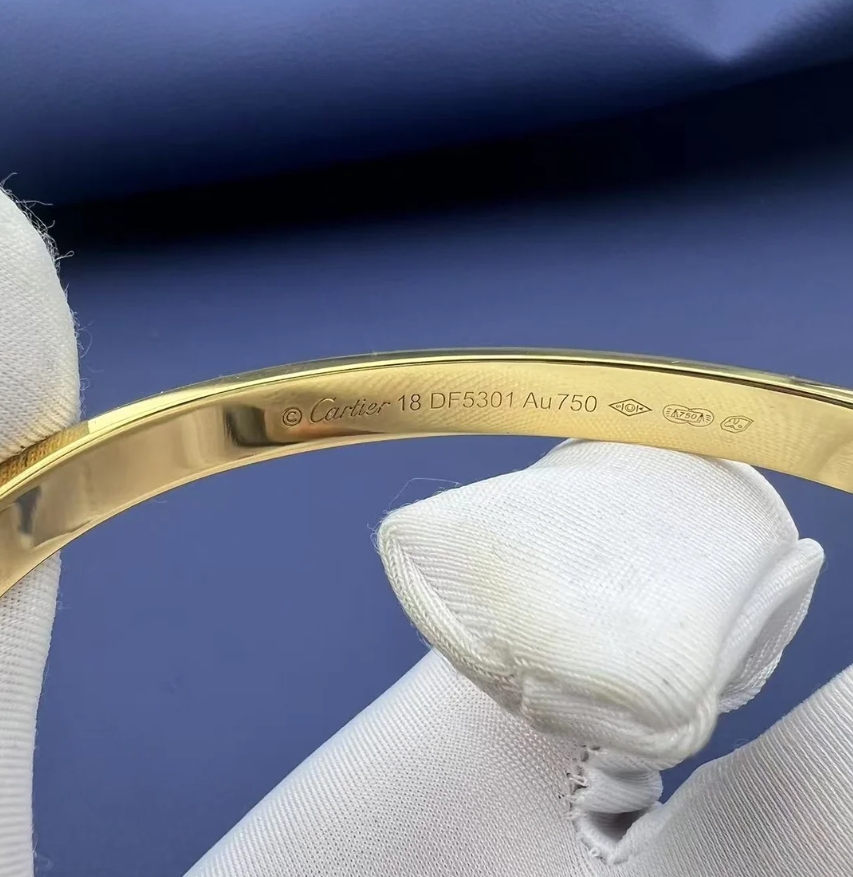 Brushed Love Bracelet without Diamonds